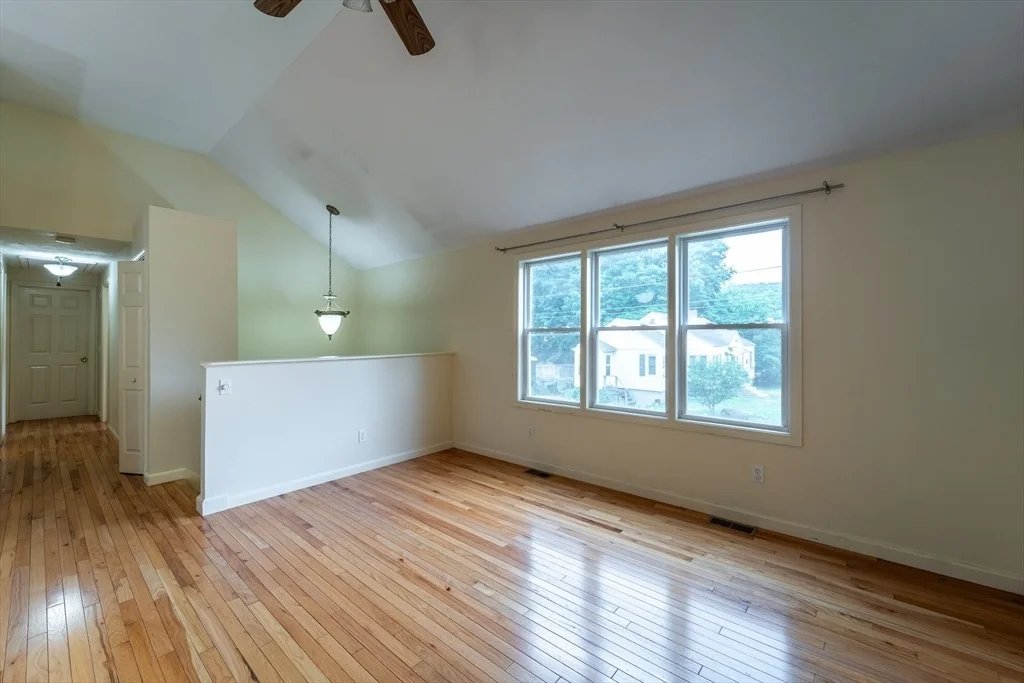 Photo of 110 Glendale St