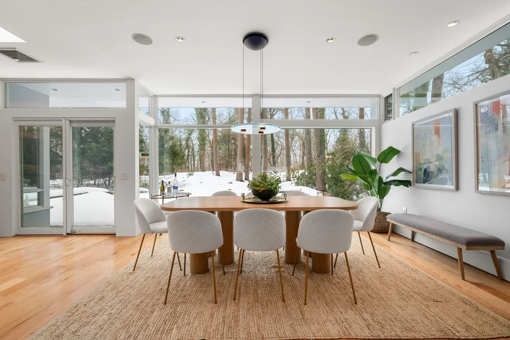 Photo of 32 Moon Hill Road