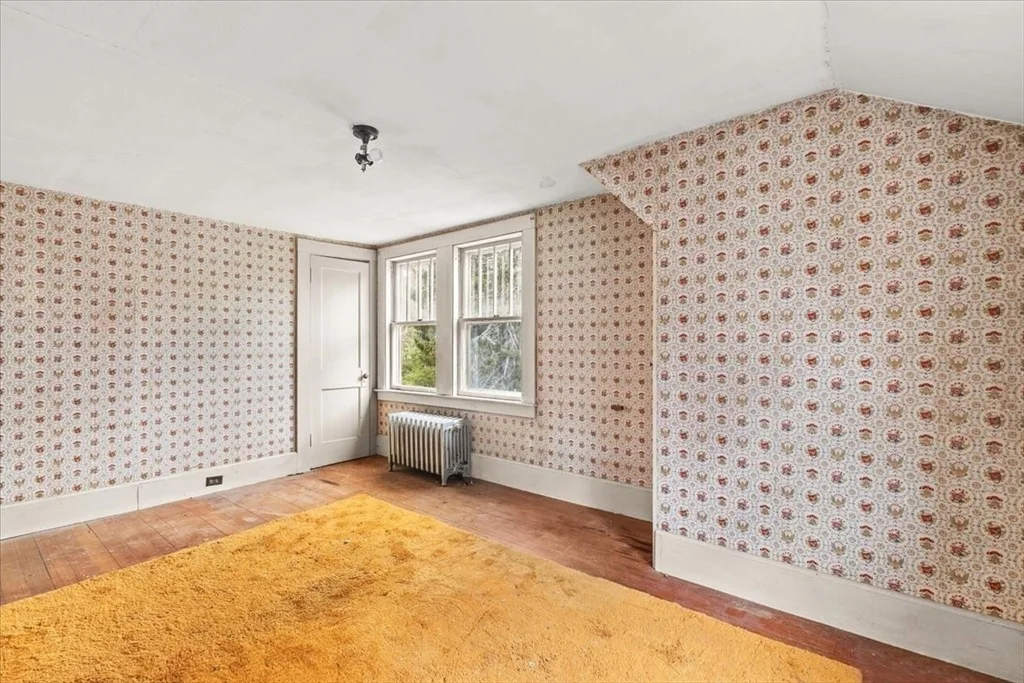 Photo of 57 Onset Ave
