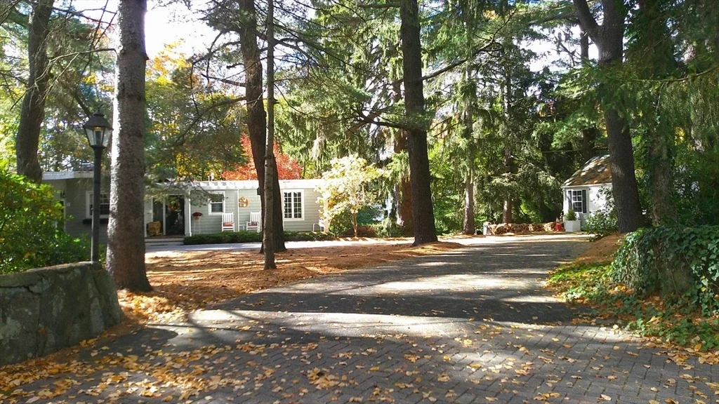 Photo of 21 Brackenbury Ln