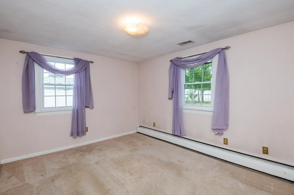 Photo of 43 Catherine Dr