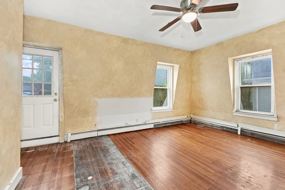 Photo of 85 Pine St