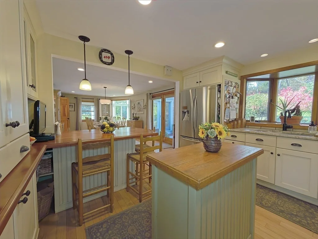 Photo of 101 Bellevue Rd