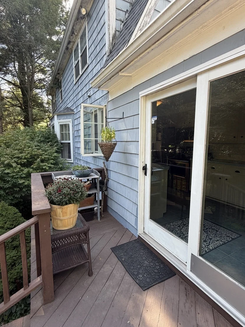 Photo of 81 Coventry Ln