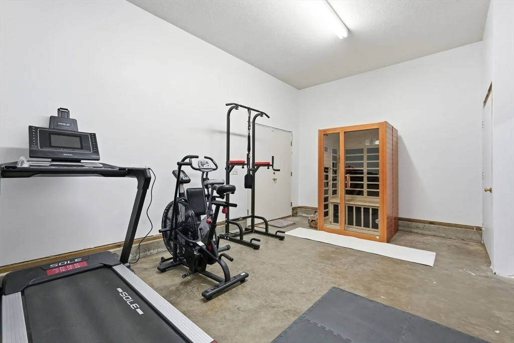 Photo of 42 Gary Dr