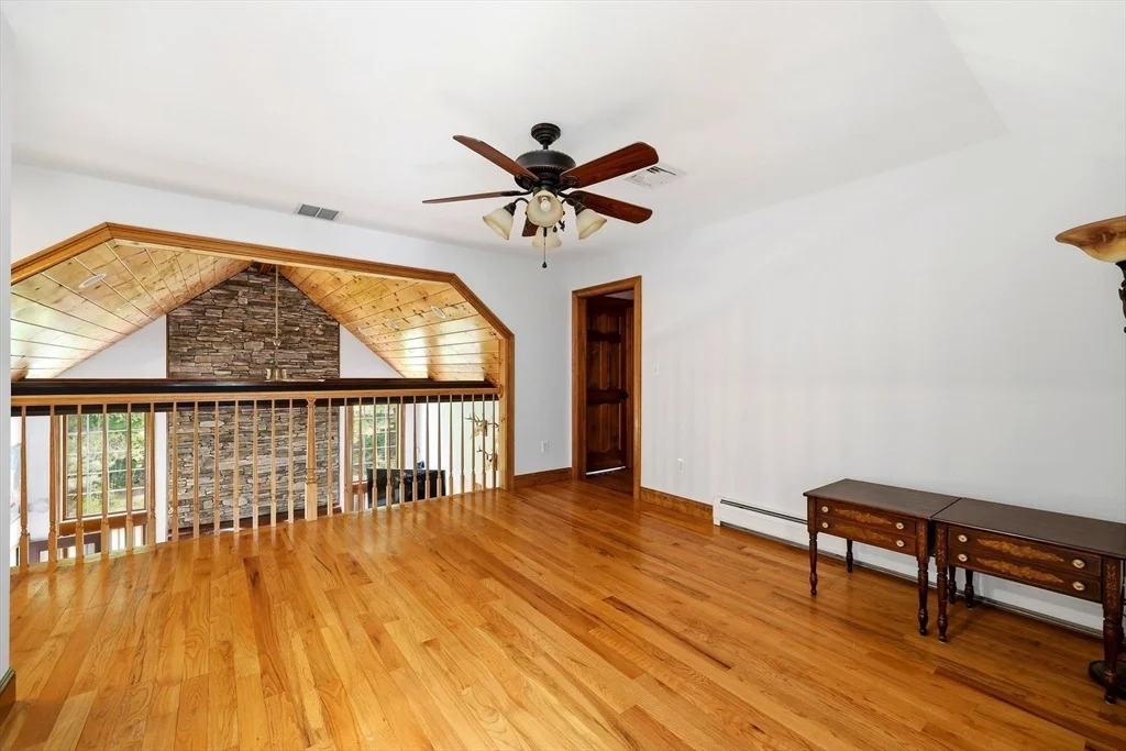 Photo of 344 Beech Hill Rd