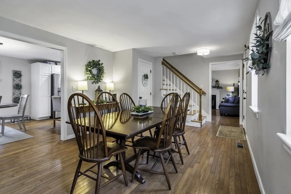 Photo of 7 Bowdoin Dr