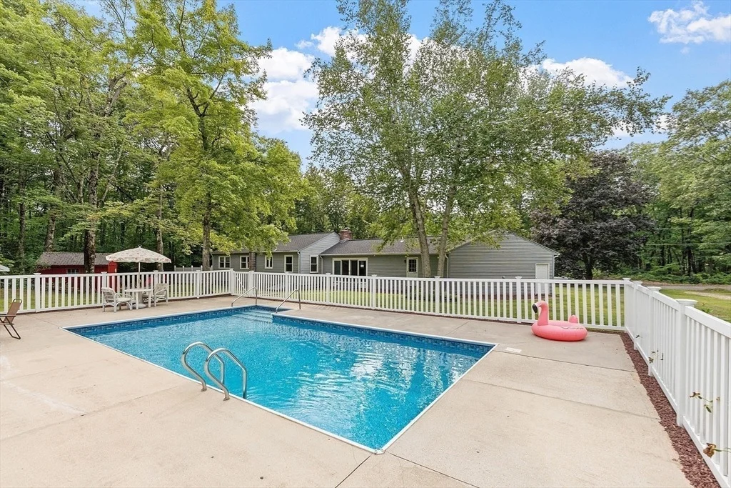 Photo of 9 Hosmer Road