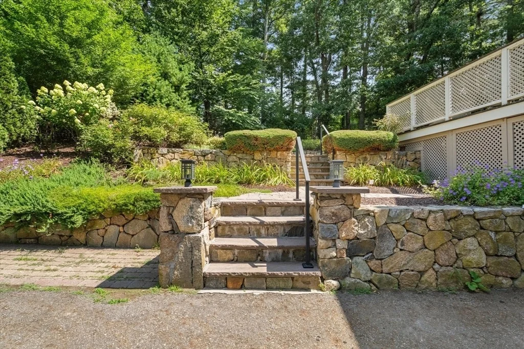 Photo of 6 Phillips Rd