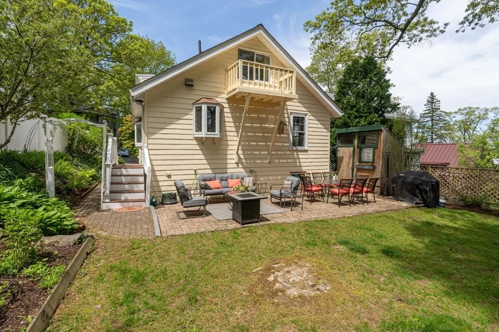 Photo of 12 Grandview Rd