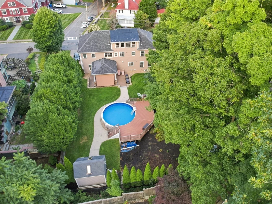 Photo of 5 Dell Ave
