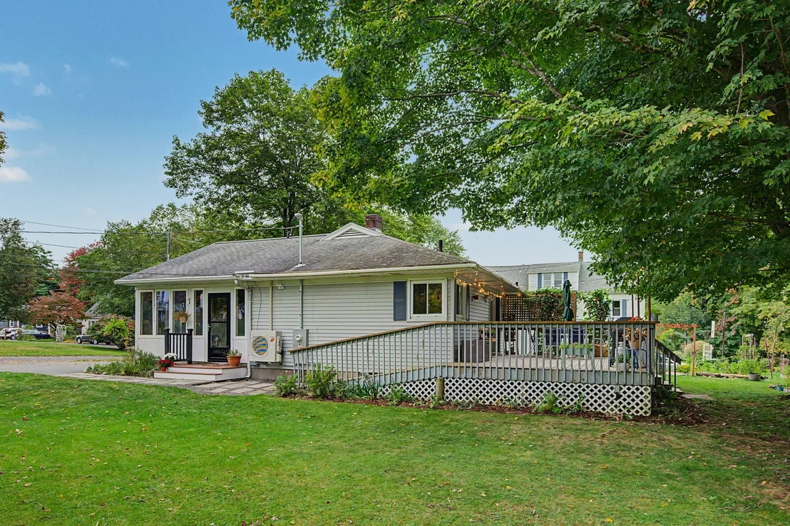 Photo of 10 Alden St