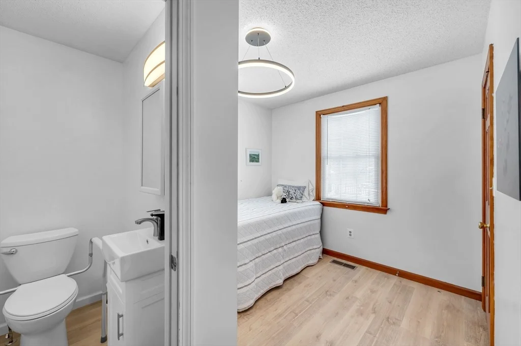 Photo of 365 Maple Rd