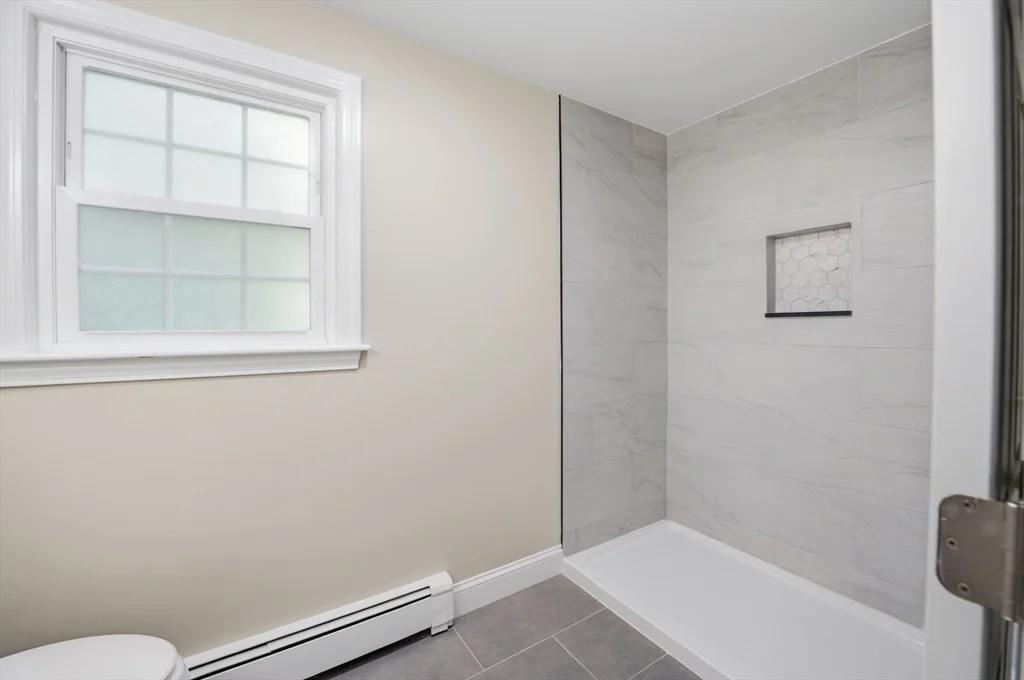 Photo of 3 Jonathan Ln