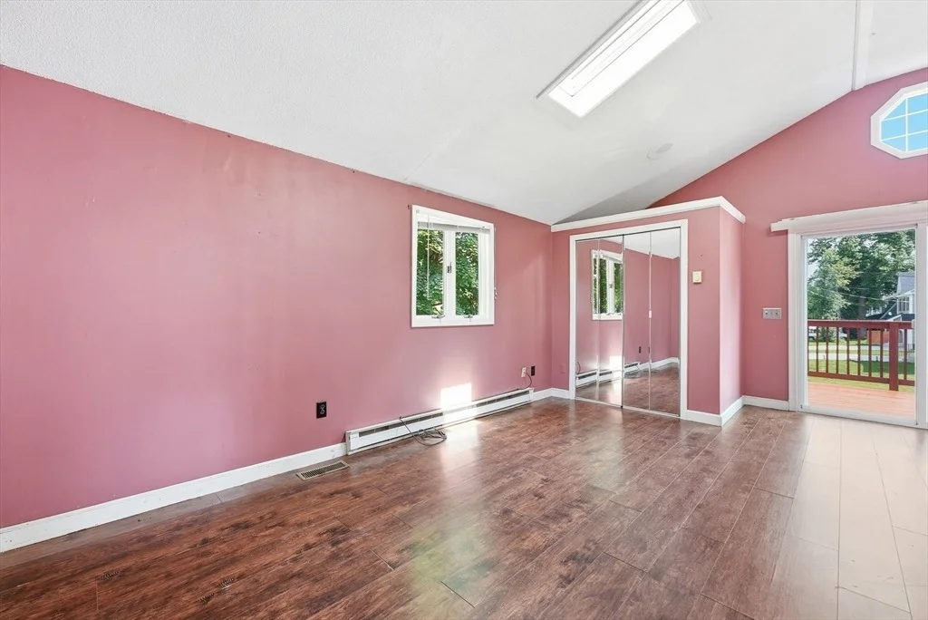 Photo of 128 Newfield Rd