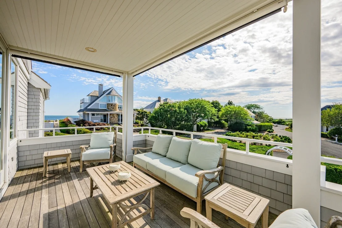 Photo of 122 Shore Drive West