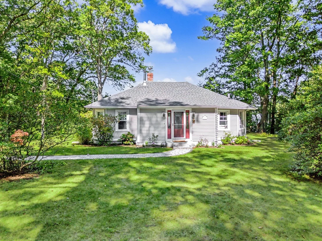 Photo of 40 Chestnut St