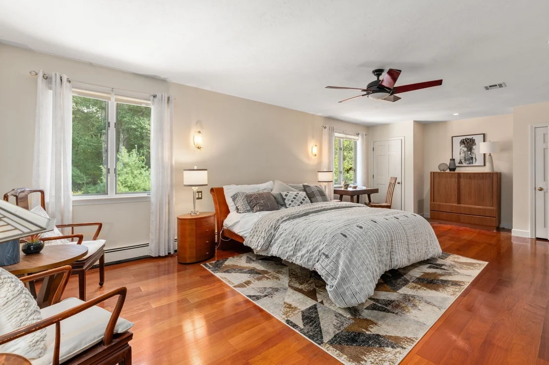 Photo of 40 Grand Hill Dr