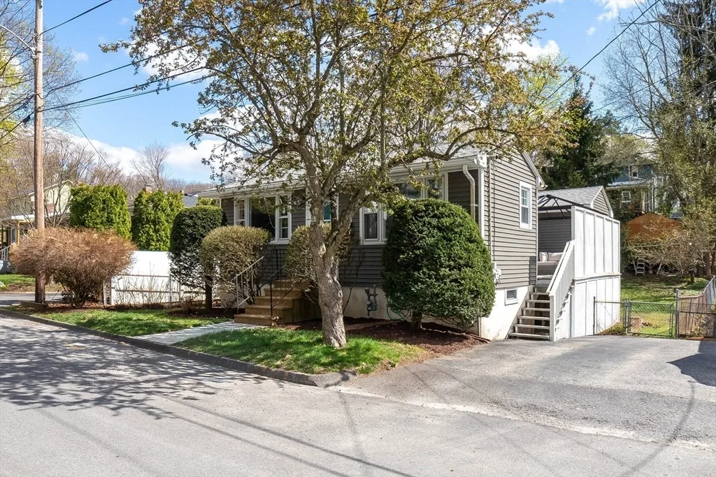 Photo of 9 Briarcliff Street