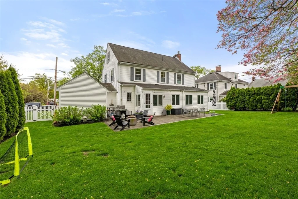 Photo of 60 Marilyn Rd