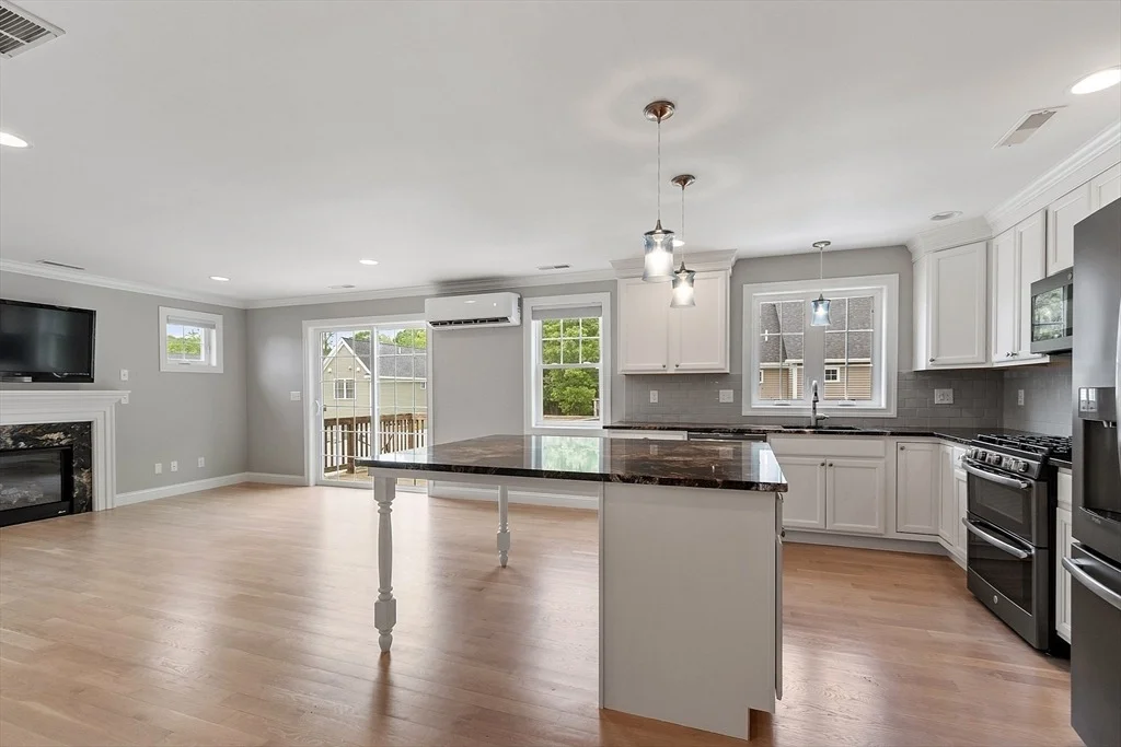 Photo of 173 Beach Road
