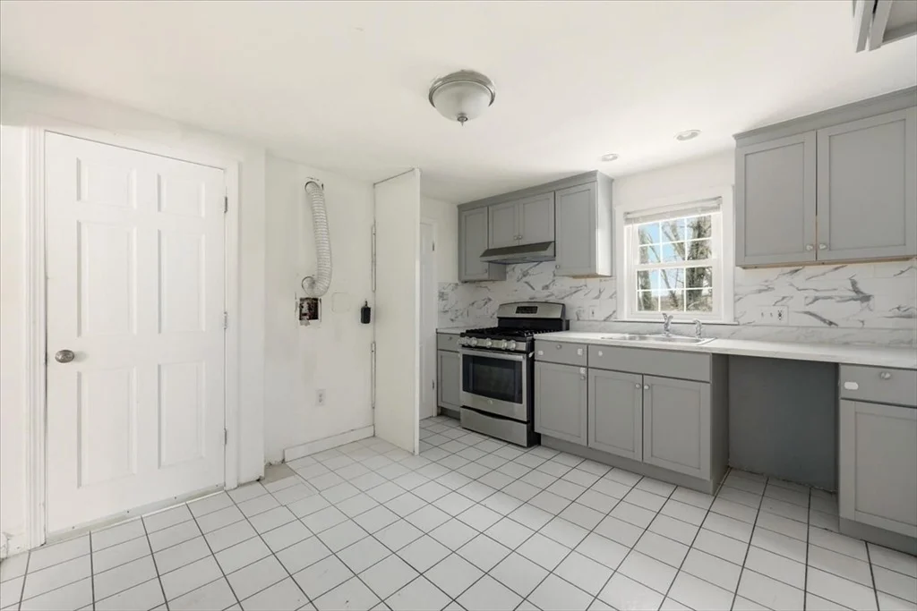 Photo of 1 Beechmont Ter