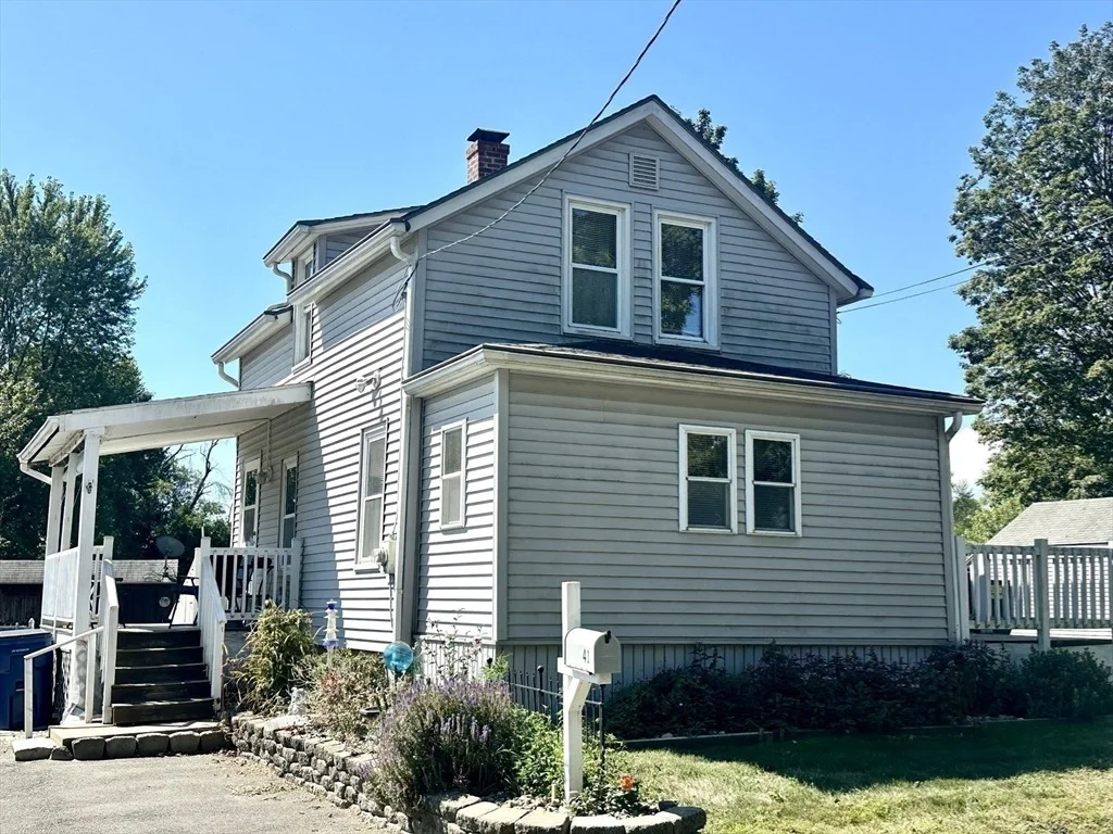 Photo of 41 Old Ferry Rd