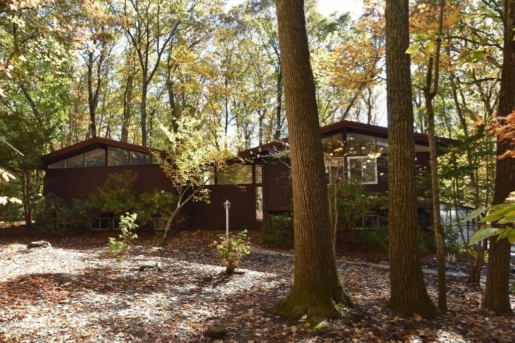 Photo of 39 Indian Ridge Road