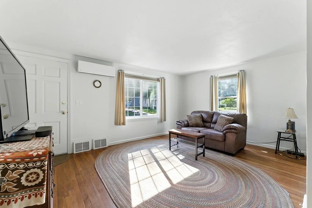 Photo of 171 Lower Beverly Hills