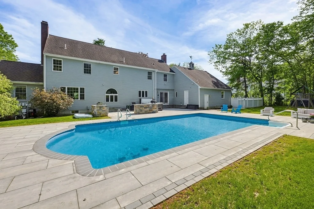 Photo of 5 Hickory Dr
