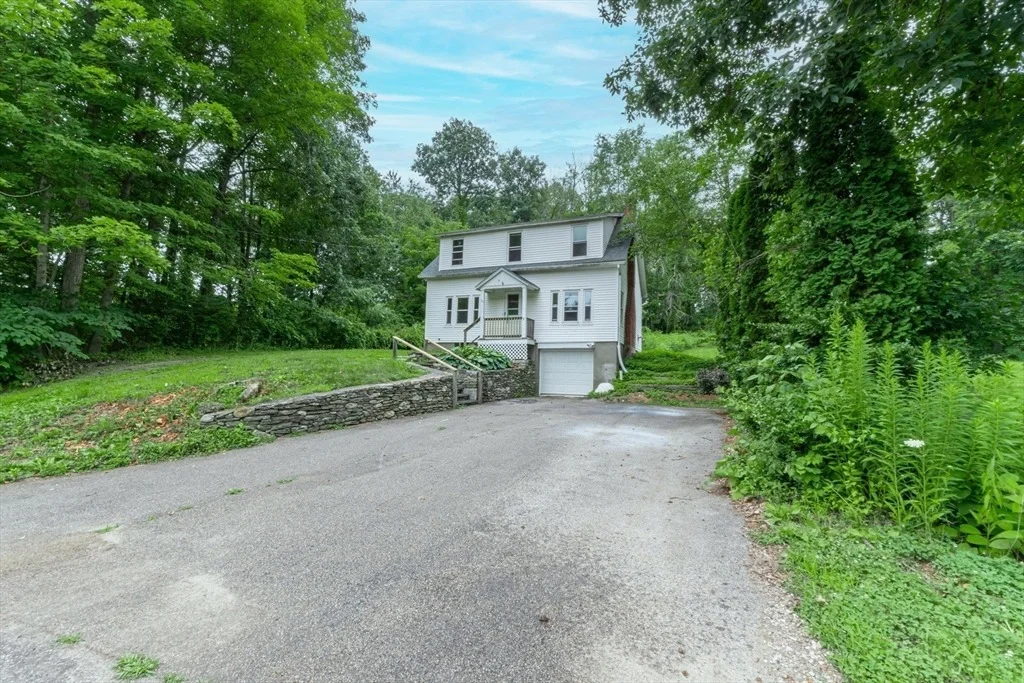 Photo of 36 Old Worcester Rd