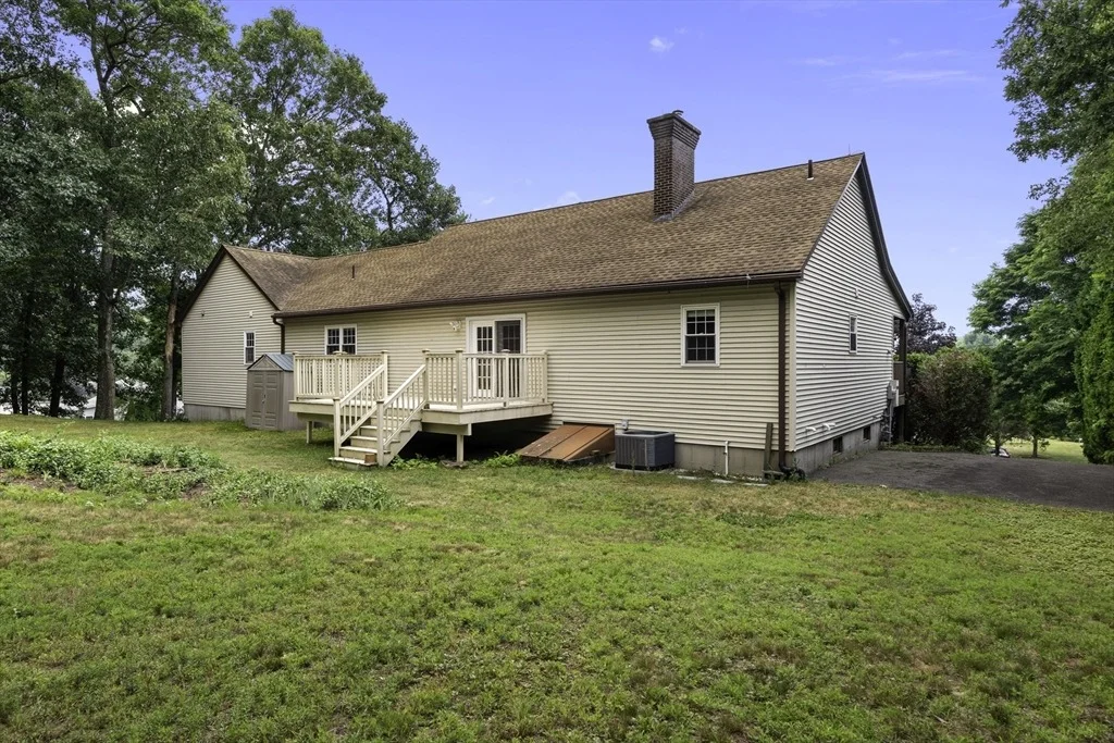 Photo of 7 Margaret Dr