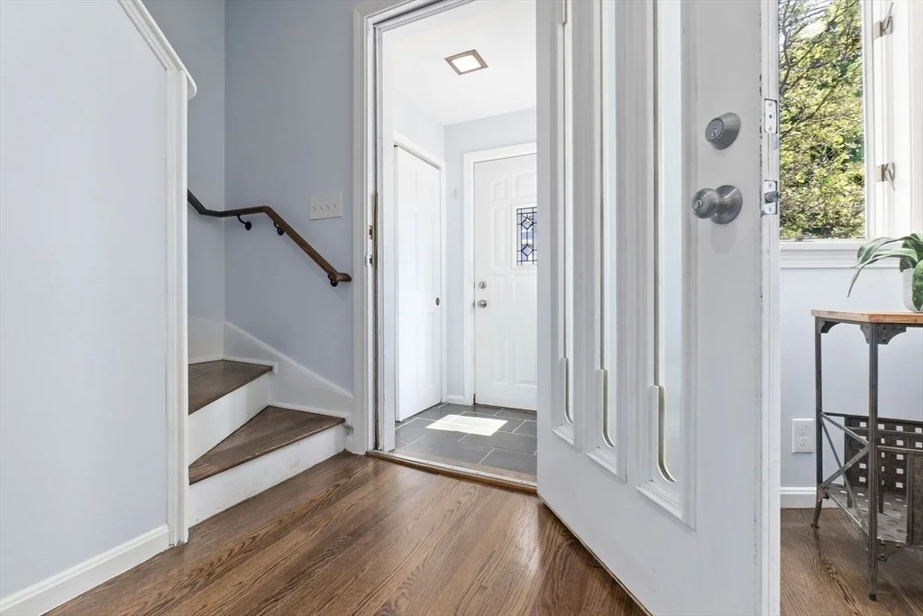 Photo of 194 Springvale Ave