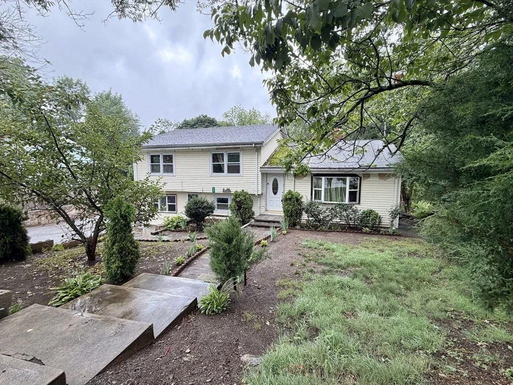 Photo of 237 Summer St