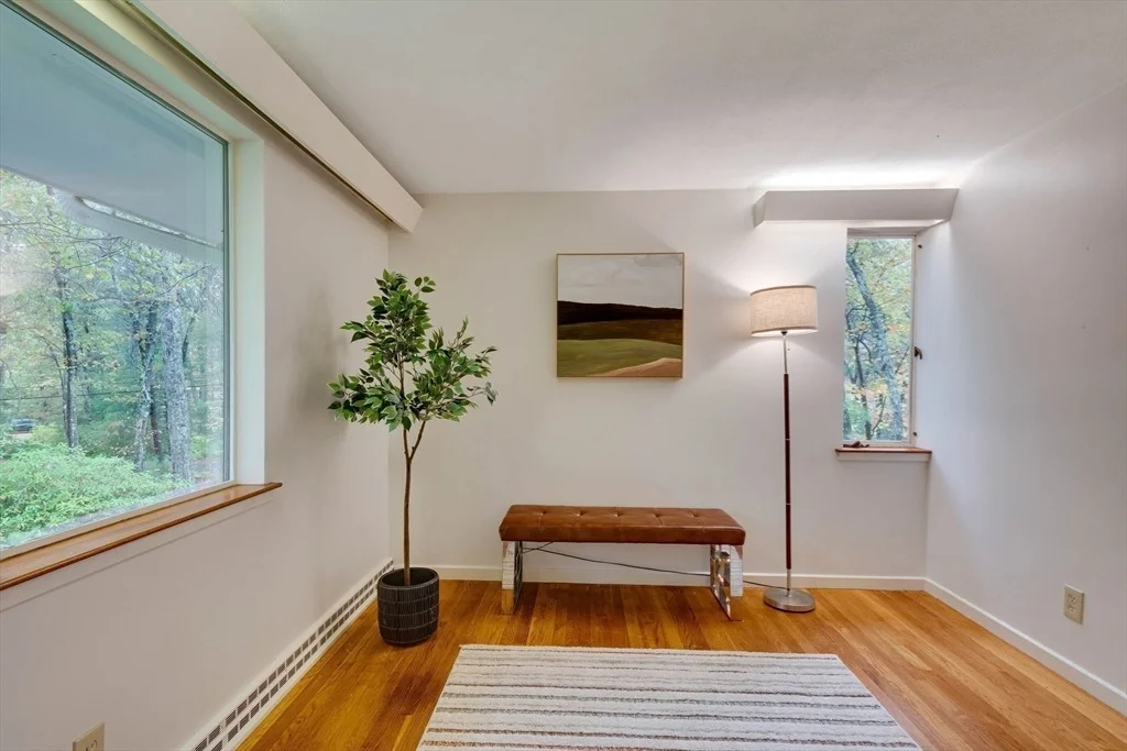 Photo of 12 Laurel Drive