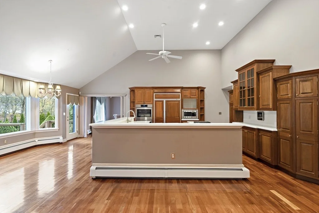 Photo of 10 Heritage Ln