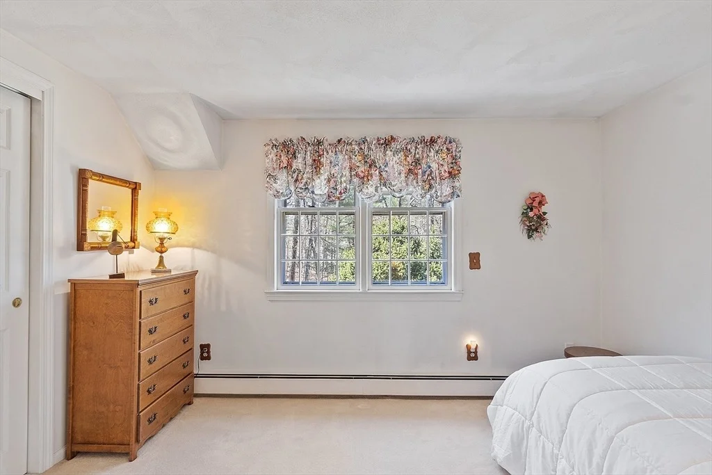 Photo of 16 Stonehill Rd
