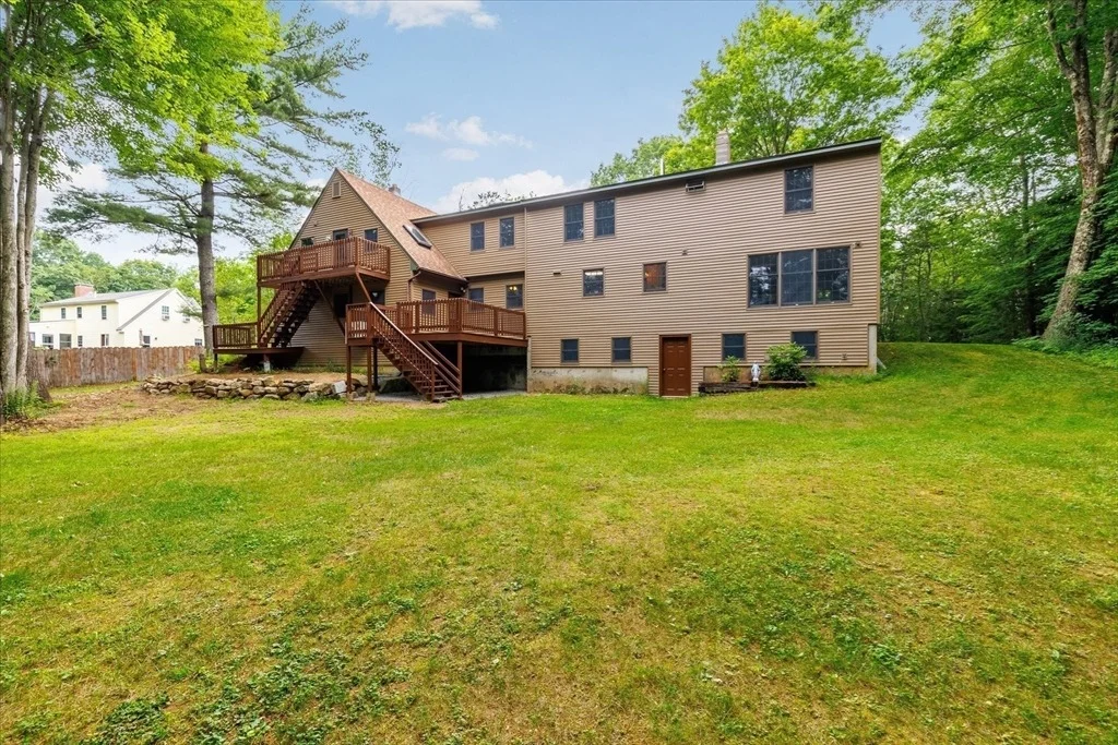 Photo of 481 Hubbardston Rd