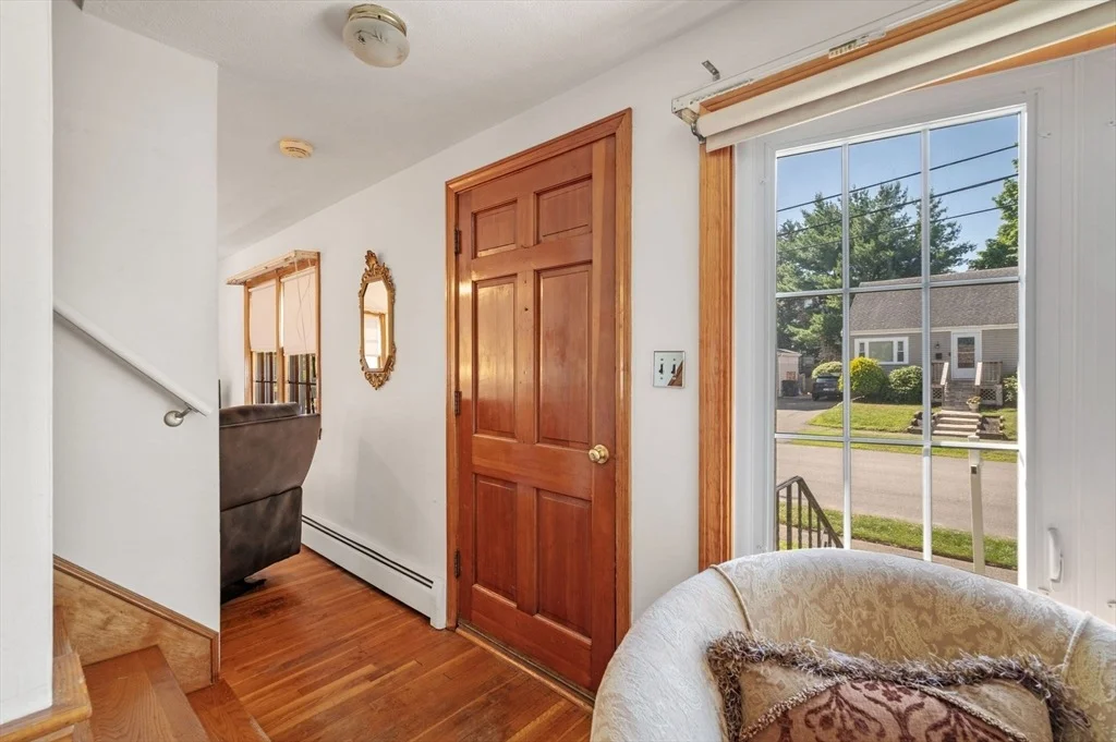 Photo of 25 Colonial Rd