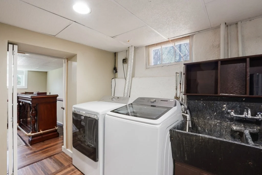 Photo of 37 Violet Ave