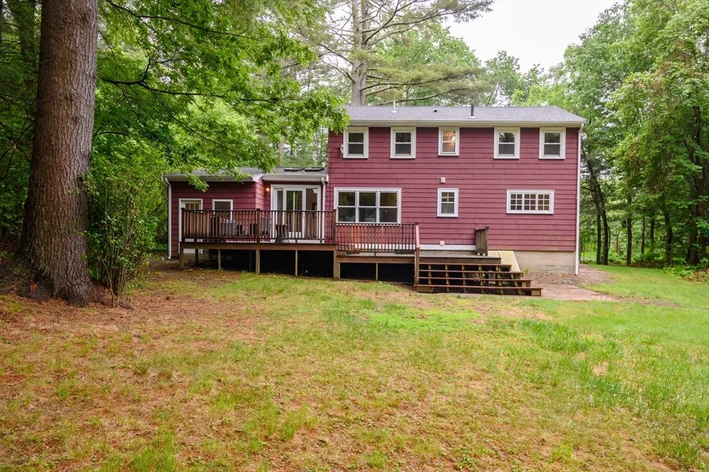 Photo of 33 Moose Hill Parkway
