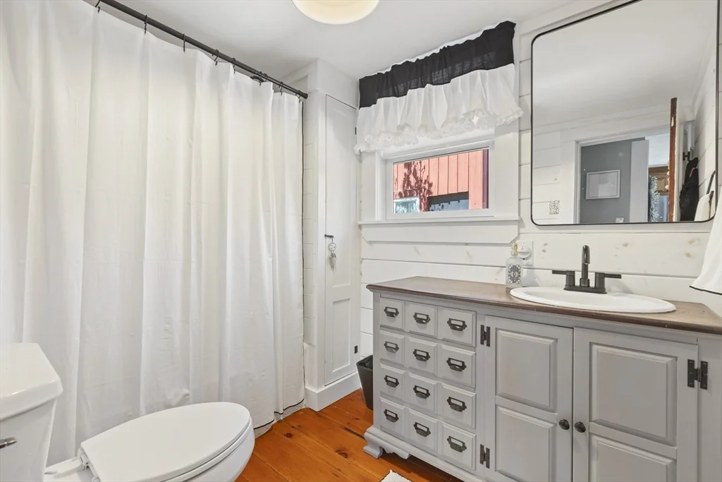 Photo of 14 Cook Street