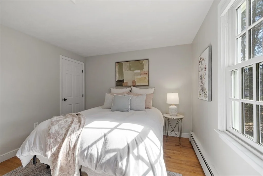 Photo of 1 Carlton Dr