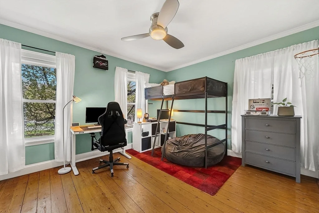 Photo of 77 Brook Rd