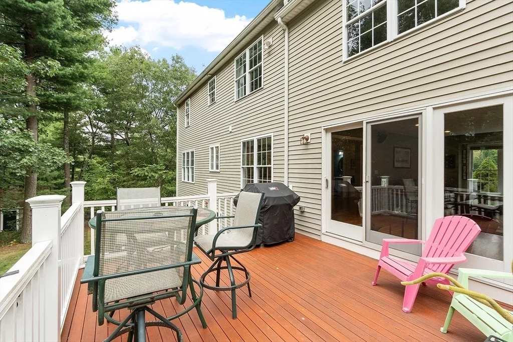 Photo of 6 Winterberry Ln