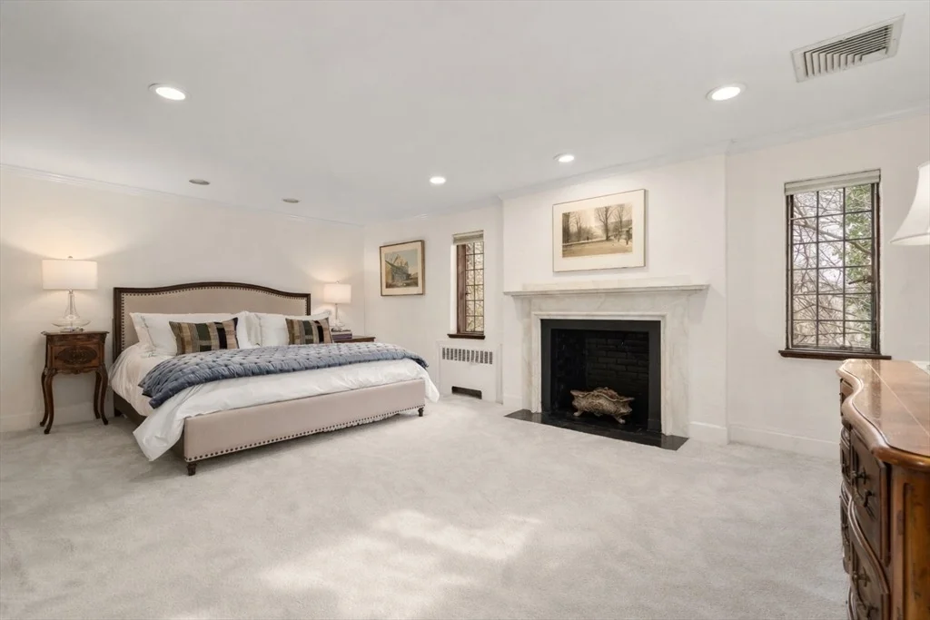 Photo of 8 Penniman Road
