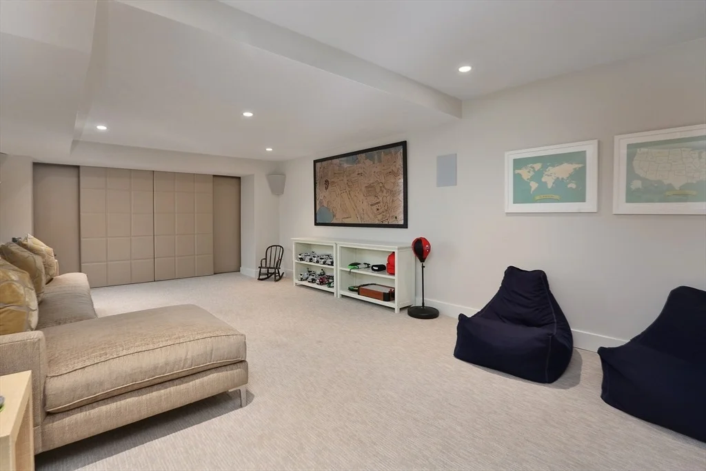 Photo of 39 Worthington Rd