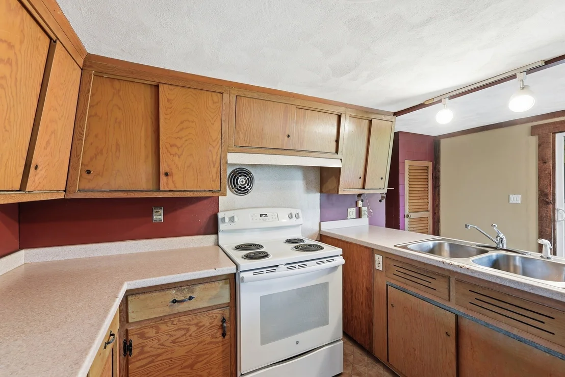 Photo of 31 Woodcrest Road