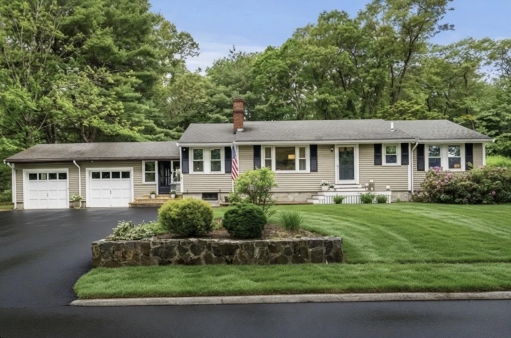 Photo of 18 Gleason Rd