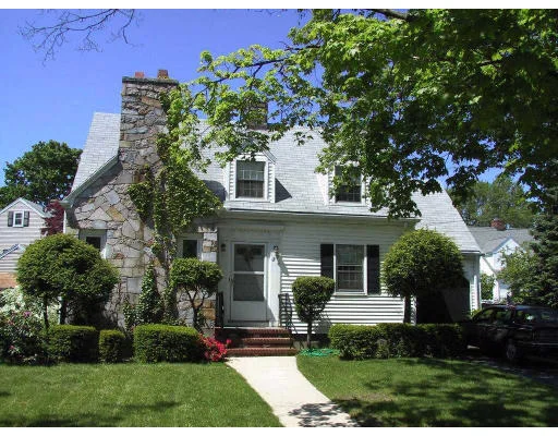 Photo of 20 Eliot Road
